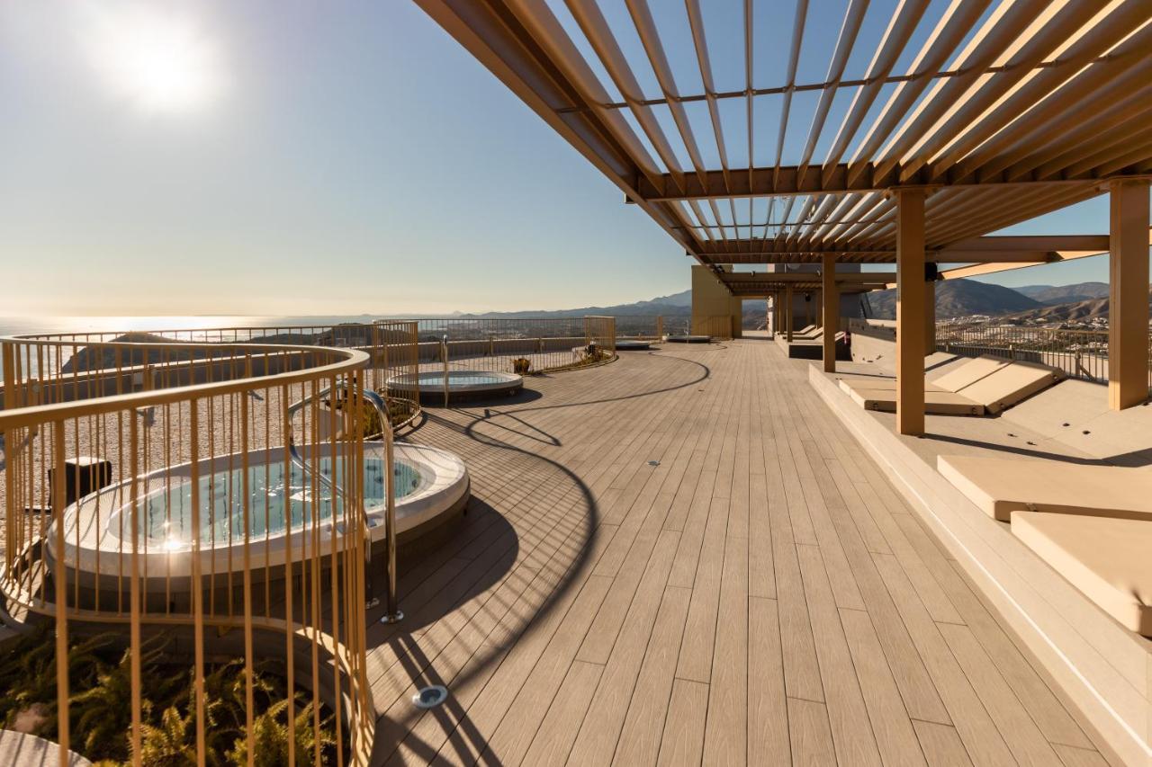 Intempo Luxury Ocean Views Resort Benidorm Eksteriør bilde